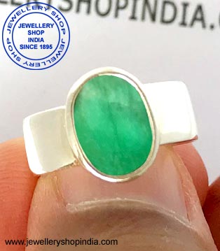 Emerald Gemstone Ring Design