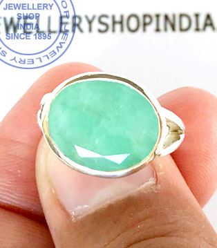 Jewellery Design Emerald Gemstone Ring