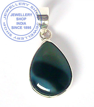 Gemstone Pendant Design